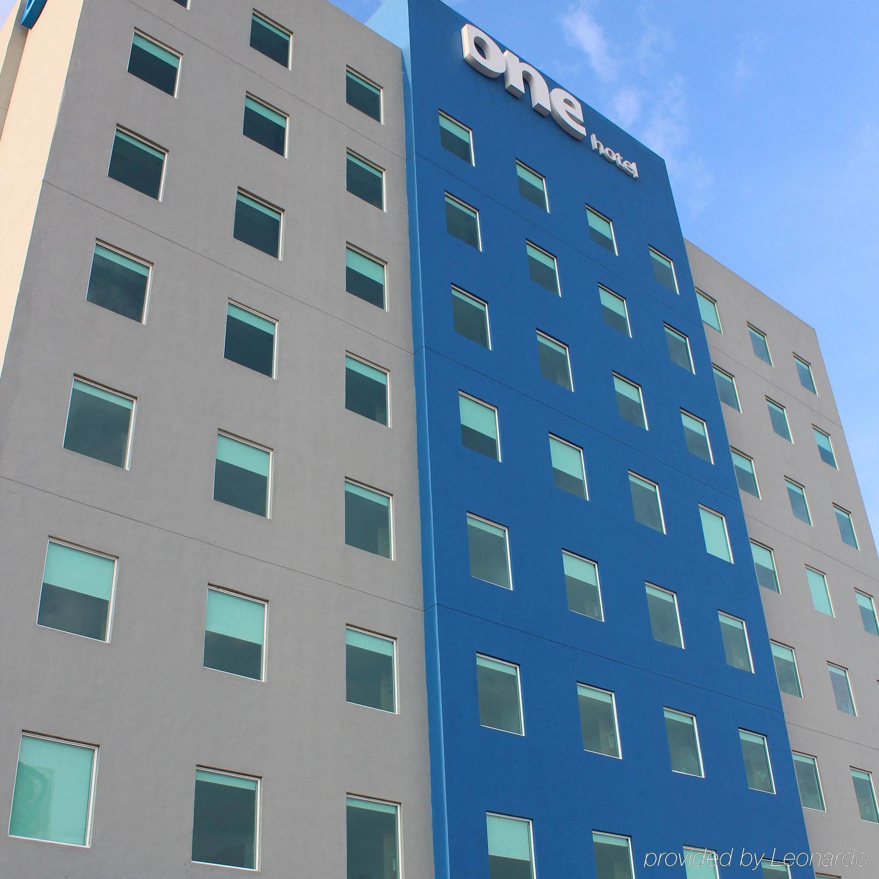 One Leon Poliforum León Exterior foto